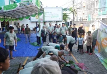 Pegadaian Wilayah IV Sulselbarra Salurkan Daging Kurban ke Masyarakat