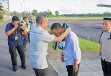 Tiba di Selayar, Gubernur Andi Sudirman Agendakan Peresmian Titik Nol