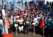 Gubernur Sulsel Ajak Warga Hijaukan Bumi di Selayar