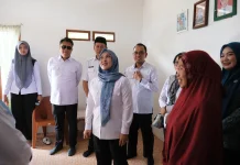 Bupati Gowa Pastikan Bantuan Bedah Rumah untuk Warga Miskin Ekstrem Tepat Sasaran