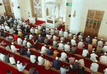 Keutamaan Salat Berjamaah Raih Pahala Berlipat Ganda
