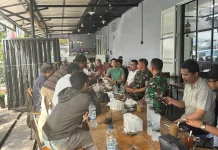 Ngopi Bareng Warga, Pangdam Bahas Demo BBM dan Banjir Sulsel