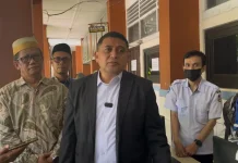 Sambangi Dua Sekolah Pantau SPMB 2026, Munafri Pastikan Seleksi Transparan