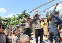 Sentuhan Bhayangkara untuk Rakyat, Polres Maros Bedah Rumah Abdul Rasyid