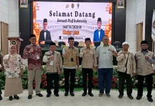 Jemaah Haji Kloter 26 UPG Diserahkan ke Daerah, PPIH Ajak Jaga Kemabruran Haji