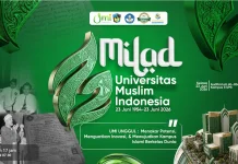 UMI Makassar Beri Penghargaan Sivitas Berprestasi pada Milad Ke-72