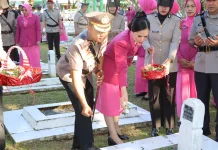 Tabur Bunga di TMP Maccopa, Polres Maros Teguhkan Semangat Pengabdian untuk Negeri
