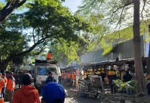 Pemkot Makassar Relokasi 19 Pedagang Kelapa di Kawasan Benteng Rotterdam