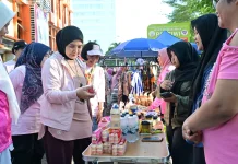 Wawali Makassar Ajak Bidan Perkuat Peran Wujudkan Generasi Emas 2045