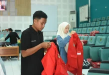 Unhas Mulai Salurkan Jas Almamater Gratis ke Mahasiswa Baru