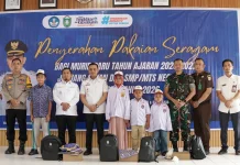Seragam Sekolah Gratis Jadi Kado Tahun Ajaran Baru bagi Ribuan Siswa di Parepare