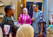 Gubernur Sulsel Apresiasi Miniatur Pinisi Karya UMKM Bulukumba