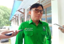 Legislator Makassar Fahrizal, Dukung Gerakan Ayah Antar Anak Sekolah