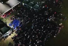 Kodam XIV/Hasnauddin Hibur Warga Makassar dengan Nobar Piala Dunia