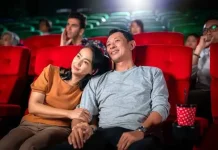 Menonton Film Ciptakan Pikiran Positif