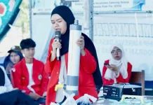 Mahasiswa Unhas Latih Warga Desa di Takalar Membuat Filter Sederhana