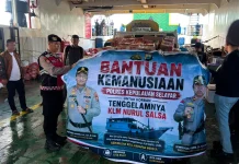 Polres Kepulauan Selayar Kirim Bantuan Logistik untuk Korban KLM Nurul Salsa