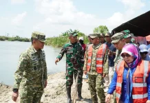 Pangdam XIV/Hasanuddin dan Gubernur Sulsel Bangun Tanggul Sungai di Luwu Utara
