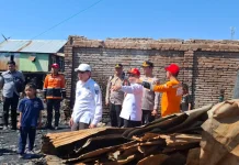 Bantu Korban Kebakaran, BAZNAS Makassar Beri Bantuan Sekolah hingga Modal Usaha