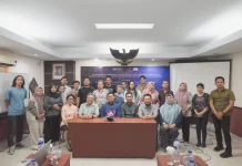 FIB Unhas dan Hotel Losari Beach Makassar Kolaborasi Lestarikan Koleksi Keramik