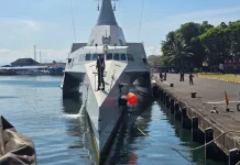 KRI Golok-688 Siap Sapa Warga Makassar di Naval Base Open Day Kodaeral VI