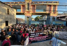 Tamalanrea Tolak Jadi Lokasi PLTSa, Ratusan Warga Turun ke Jalan