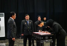 Kakanwil Kemenkum Lantik Perencana dan Analis Pengelolaan Keuangan APBN