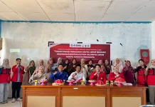 Unhas Latih UMKM Maros Manfaatkan AI untuk Pemasaran Digital