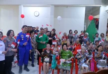 Polda Sulsel Gelar Bakti Sosial di Panti Werdha Theodora