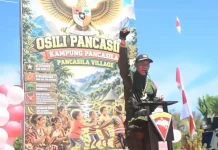Satgas Yonif 725/Woroagi Buka Kampung Merah Putih "O Sili Pancasila" di Jayawijaya
