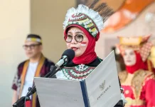 Peringati HUT Ke-81 RI, UNM Gelar Upacara Bernuansa Nusantara
