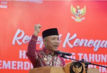 Bupati Apresiasi Paskibraka dan Masyarakat Selayar