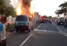 Petaka di Jalan Poros Maros-Makassar, Pete-Pete Terbakar dan Sopir Terluka