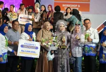 Sidrap Raih Favorit I Fashion Show Wastra Nusantara