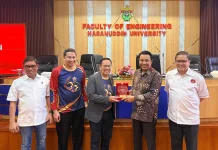 Bupati Lutra Sabet Penghargaan “Engineering Award 2026” dari FT Unhas
