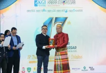 Sutradara Film SOLATA Dinobatkan Sebagai Tokoh Budaya Sulsel 2026
