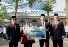 Percantik Pemukiman, Pelindo Jasa Maritim Apresiasi Kelurahan Tabaringan