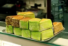 Kue Lapis Legit, Manisnya Akulturasi Eropa - Indonesia