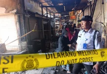 Sebanyak 29 Tempat Usaha Pedagang di Pasar Pabaeng-Baeng Terbakar