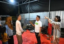 Bupati Sidrap Turun Langsung Bantu Korban Kebakaran di Kalosi Alau