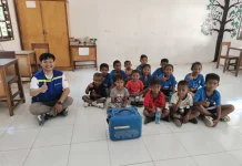 Tim TCK-EMT Utusan Dinkes Makassar Beri Trauma Healing Pascagempa di NTT