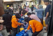 BPBD Makassar Perluas Distribusi Air Bersih hingga 157 Titik