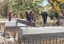 Gotong Royong TNI dan Warga, Jembatan Jatia Capai 36 Persen