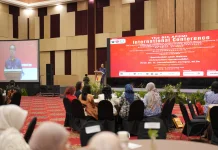 Humaniora Ditengah Gempuran Teknologi Jadi Sorotan Konferensi APSMI ke-8 Unhas