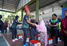 HUT TNI ke-81, Kodam XIV/Hsnd Gelar Bakti Sosial Kesehatan