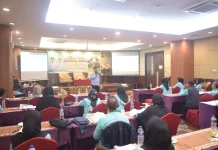 UIM Al-Gazali Latih Poktan Makassar Kembangkan Budidaya Jamur
