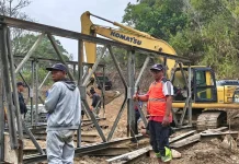 Dinas PU Bina Marga Sulsel Kebut Pemasangan Jembatan Bailey di Seko