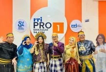 Kisah Perjalanan Penyiar Pro 1 RRI Makassar Menuju Ruang Siaran