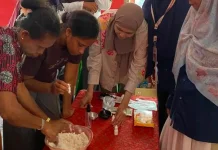 TEP Unhas Latih IRT Manfaatkan Limbah Daging dan Kulit Pala Jadi Produk Premium