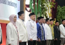 Jaga Lingkungan, Munafri Dorong Masjid Jadi Teladan Kelola Sampah